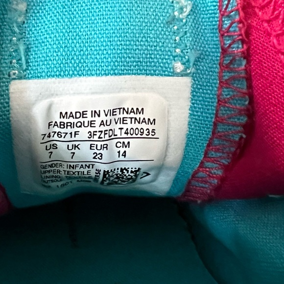 Converse toddler size 7 - Picture 3 of 5